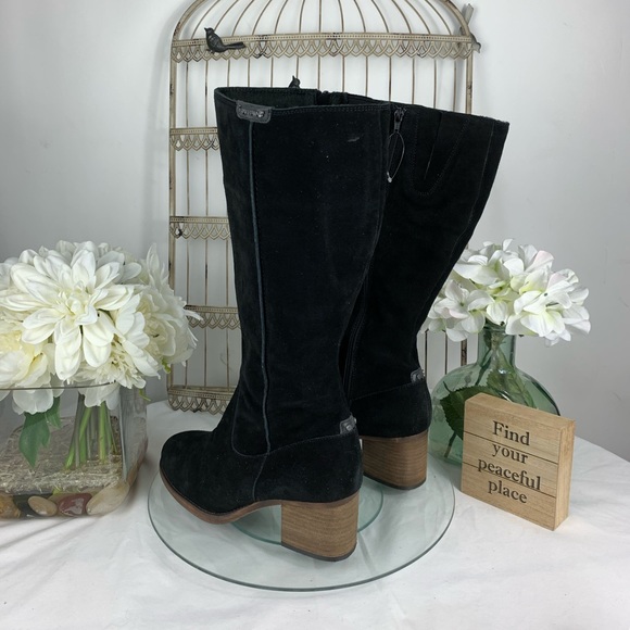 BearPaw Anthracite Womens Boot. - Picture 4 of 9